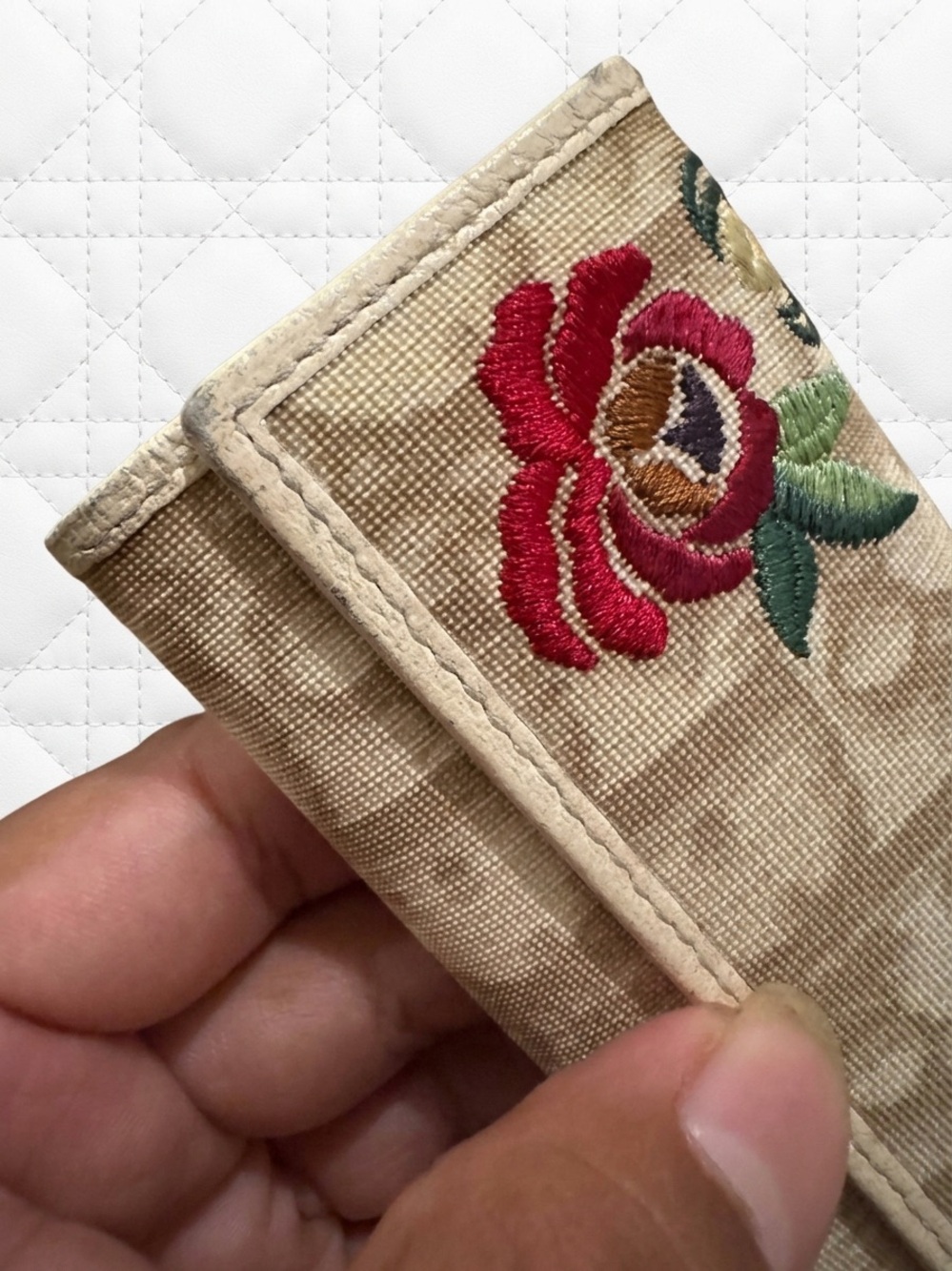 Dior Beige Canvas Keycase with Embroidered Red Rose - Picture 4 of 7